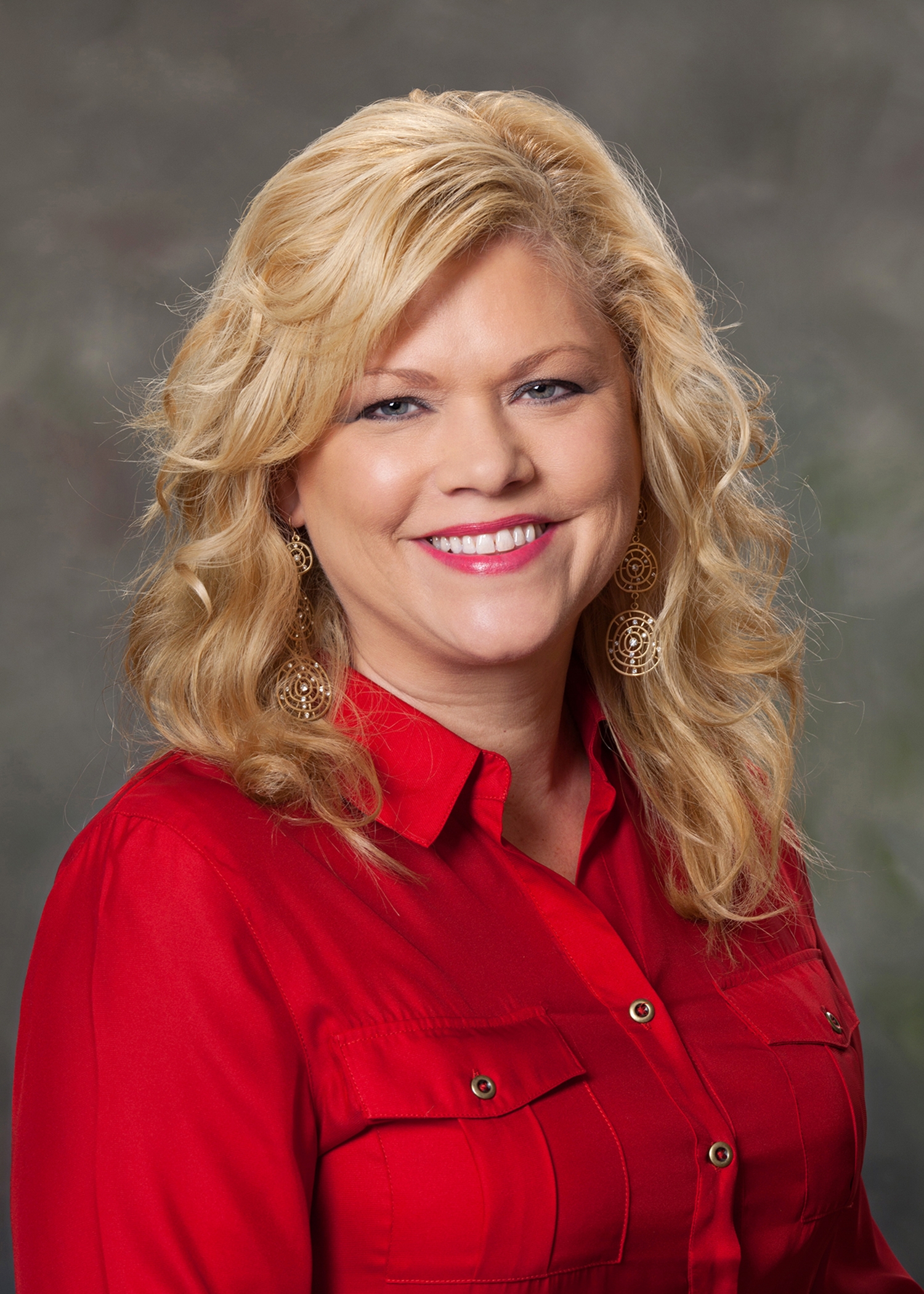 Cooper Real Estate Associate Broker, Steaphanie Fosterb